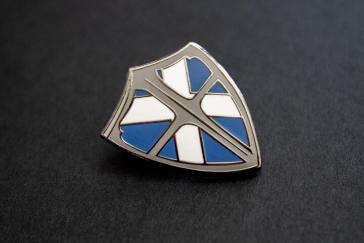 “A Knight To Escape” Escape Room Pin